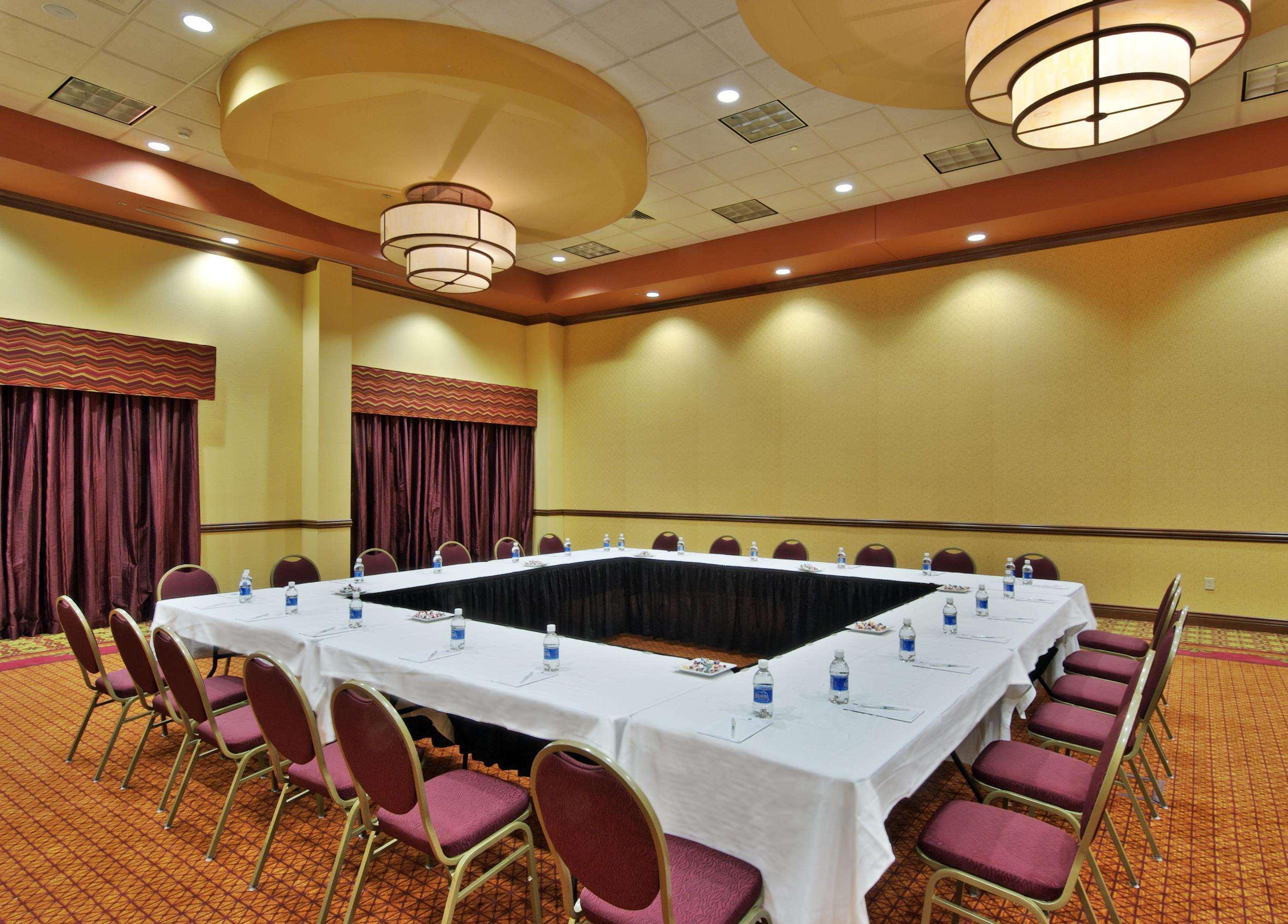 Embassy Suites Omaha- La Vista/ Hotel & Conference Center Facilități foto
