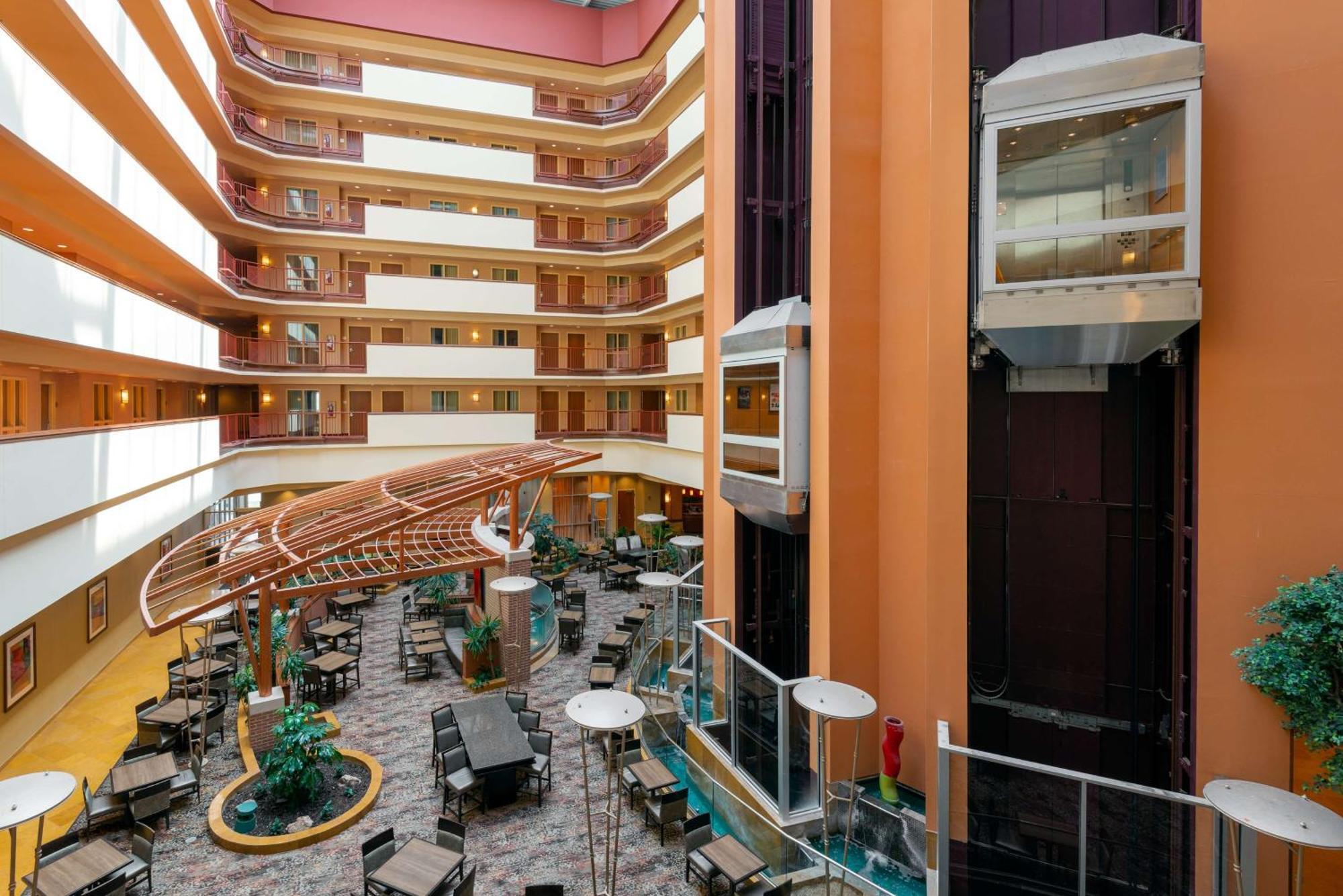 Embassy Suites Omaha- La Vista/ Hotel & Conference Center Exterior foto