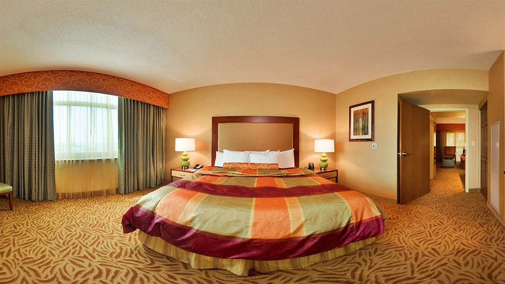 Embassy Suites Omaha- La Vista/ Hotel & Conference Center Exterior foto